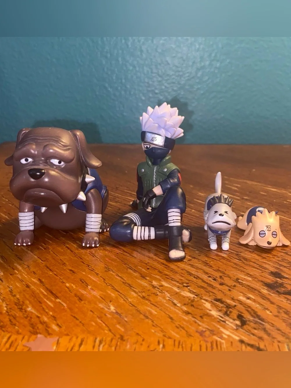 Naruto Kakashi with Ninja Dog Figures Set - Blue and Brown